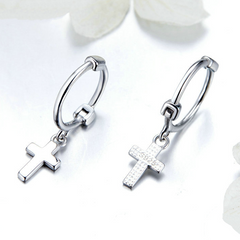Boucles d'Oreilles Créoles Pendentif Croix - Image 4