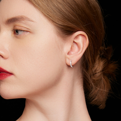 Boucles d’Oreilles Créoles Coeurs en argent 925 plaqué or blanc avec zircons blancs - Photo 4