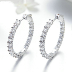Boucles d’Oreilles Créoles Brillants en argent 925 plaqué or blanc avec zircons blancs - Photo 3