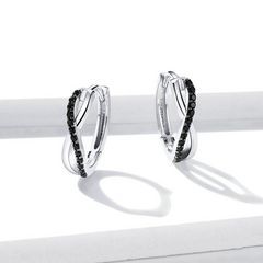Boucles d’Oreilles Créoles Tressées en argent 925 plaqué or blanc avec zircons noirs - Photo 3