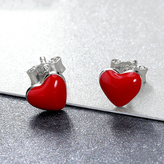 Boucles d'Oreilles Coeurs Rouges - Image 3