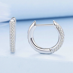 Boucles d’Oreilles Créoles Brillantes en argent 925 plaqué or blanc avec zircons blancs - Photo 3