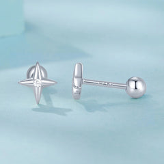 Boucles d'Oreilles Puces Traversantes Étoile en Argent 925