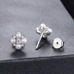Boucles d'Oreilles Puces Trèfle Moissanite en Argent 925 avec Certificat