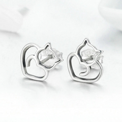 Boucles d'Oreilles Chat avec Coeurs - Image 4
