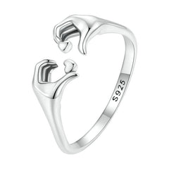 Bague Câlin avec Cœurs en argent 925 plaqué or blanc ajustable avec détail des mains