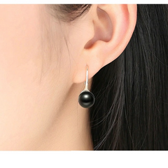 Boucles d'Oreilles Perles Noires - Image 2