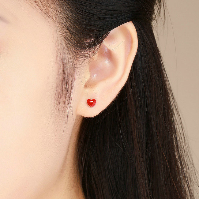Boucles d'Oreilles Coeurs Rouges - Image 2