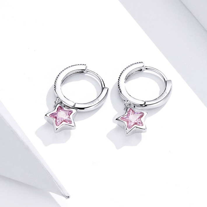 Boucles d’Oreilles Créoles Pendentif Étoiles en argent 925 plaqué or blanc avec zircons blancs - Photo 3