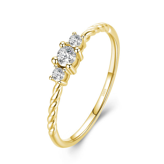 Bague Trilogie en argent 925 plaqué or jaune avec zircons blancs