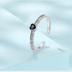 Bague Coeur Noir en argent 925 plaqué or blanc ajustable avec zircon noir et gravures faites à la main - Photo 3