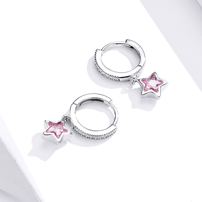 Boucles d’Oreilles Créoles Pendentif Étoiles en argent 925 plaqué or blanc avec zircons blancs - Photo 4