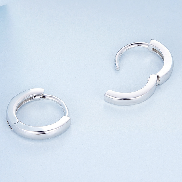 Boucles d'Oreilles Petit Créoles Lisses - Image 4
