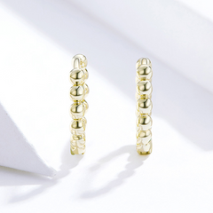 Boucles d'Oreilles Créoles Petites Sphères - Image 4