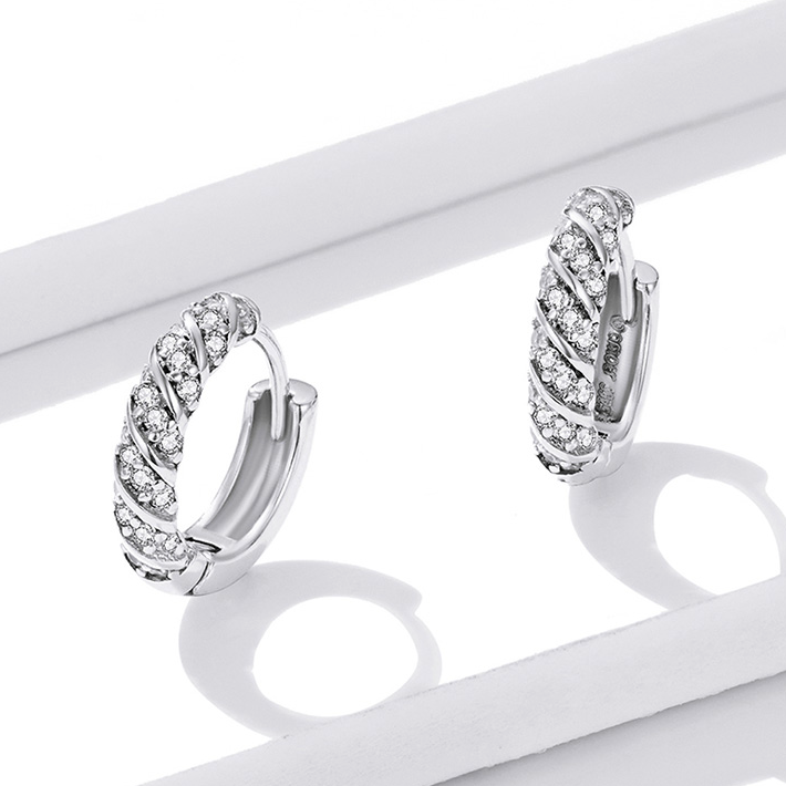 Boucles d’Oreilles Créoles Brillants en argent 925 plaqué or blanc avec zircons blancs - Photo 3