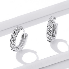 Boucles d’Oreilles Créoles Brillants en argent 925 plaqué or blanc avec zircons blancs - Photo 3