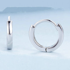 Boucles d'Oreilles Petit Créoles Lisses - Image 3
