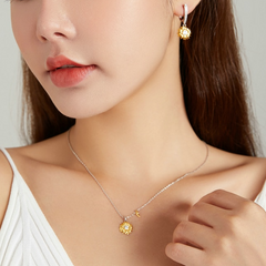 Collier Tournesol en argent 925 plaqué or blanc ajustable et pendentif plaqué or jaune avec zircon blanc - Photo 2