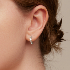 Boucles d’Oreilles Créoles Feuilles en argent 925 plaqué or blanc - Photo 2