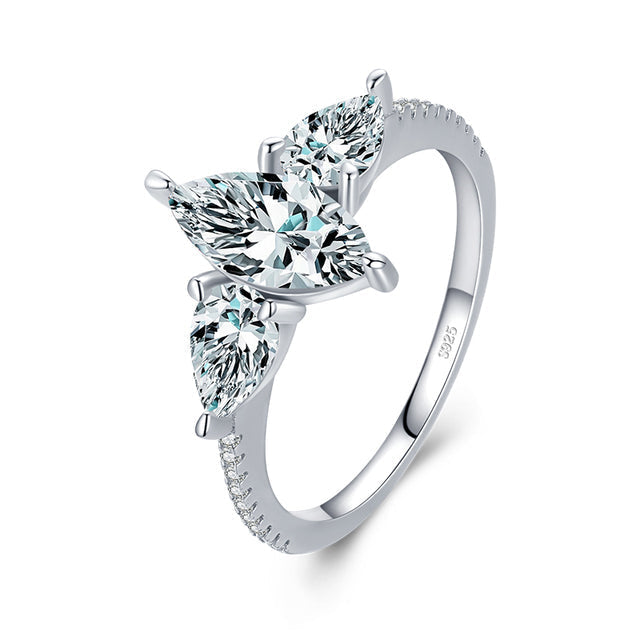 Bague Trilogie en argent 925 plaqué or blanc avec zircons blancs