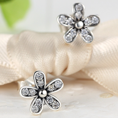 Boucles d'Oreilles Petites Fleurs - Image 3