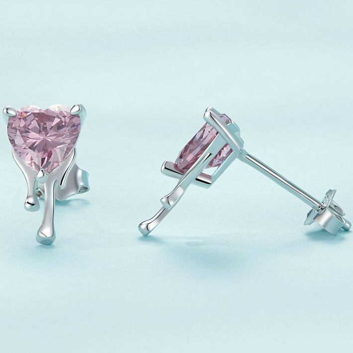 Boucles d'Oreilles Coeurs Roses - Image 4