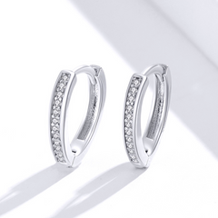 Boucles d’Oreilles Créoles Brillants en argent 925 plaqué or blanc avec zircons blancs - Photo 4