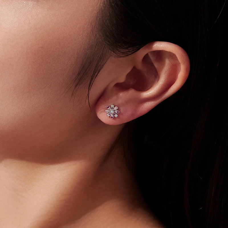 Boucles d'Oreilles Puces Marguerite Rose en Argent 925