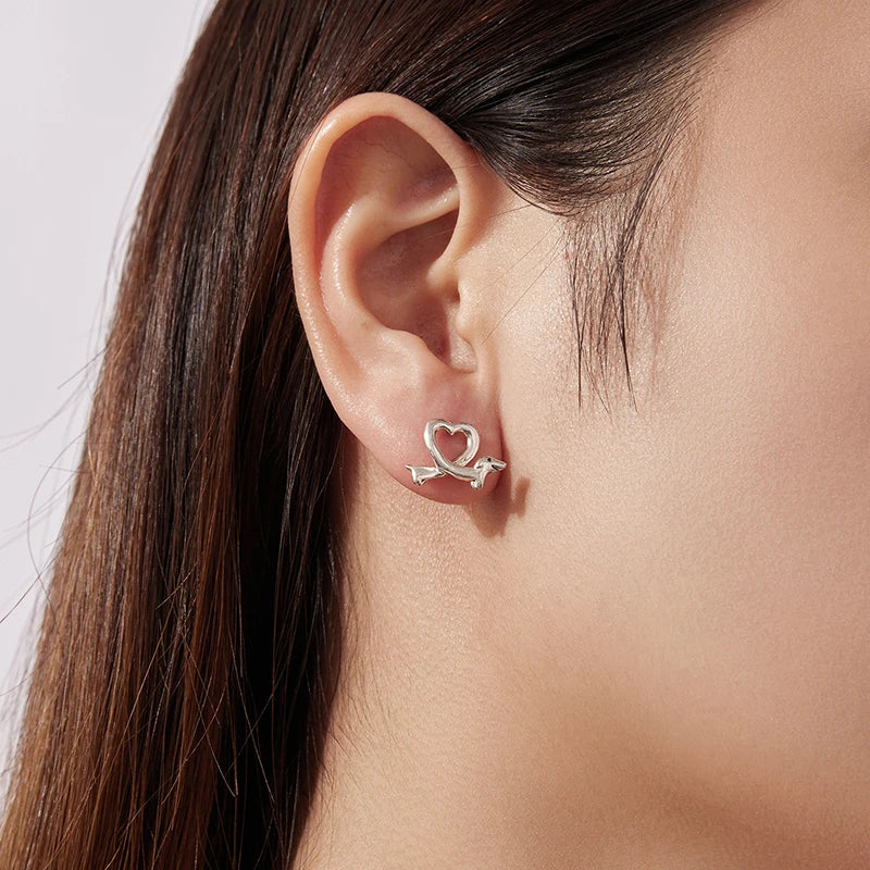 Boucles d'Oreilles Puces Chien Teckel en Argent 925