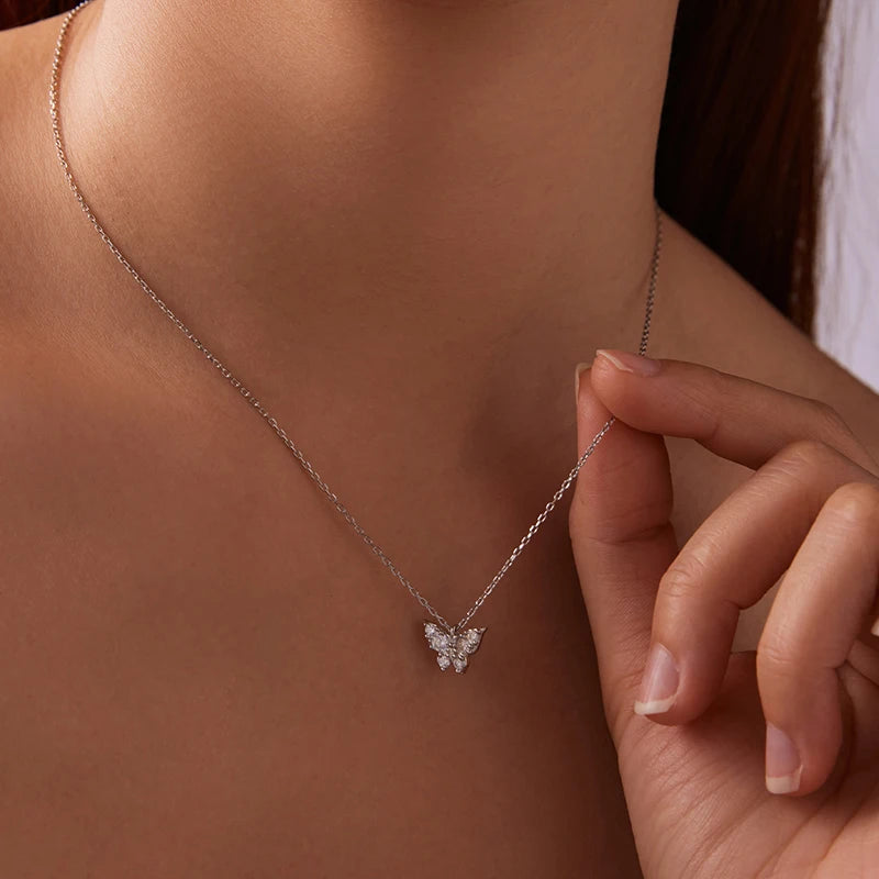 Collier Papillon Moissanite en Argent 925 avec Certificat