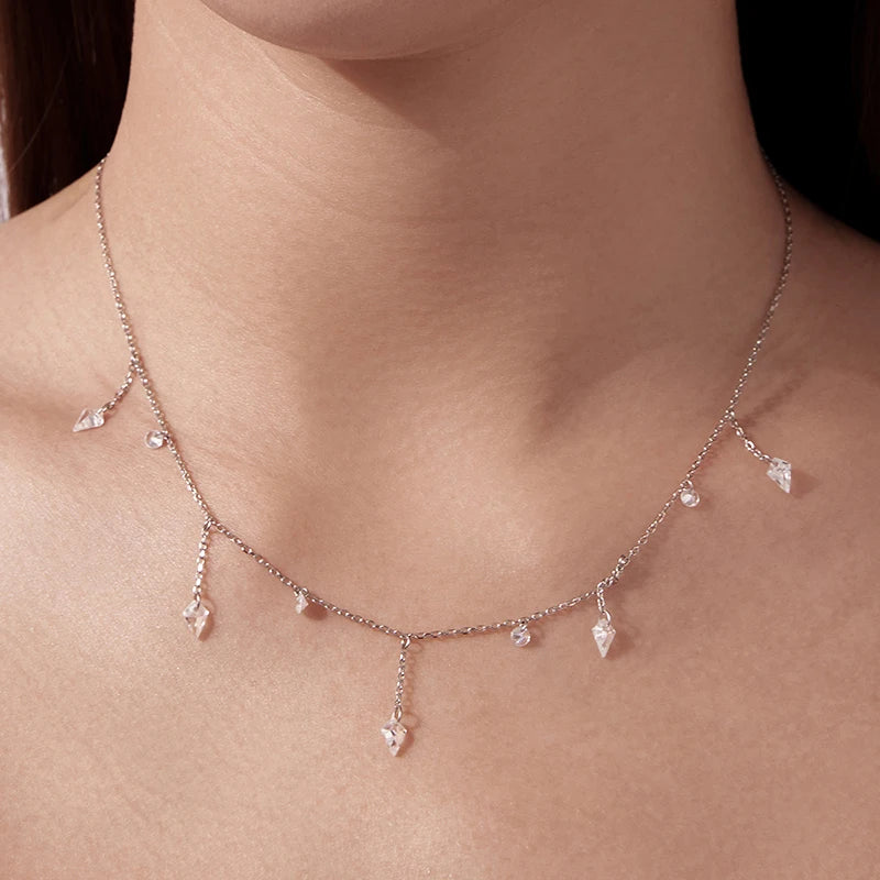 Collier Pendentif Zircon Dansant en Argent 925