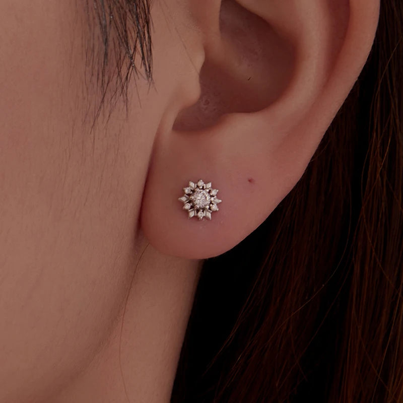 Boucles d'Oreilles Puces Fleur de Givre en Argent 925