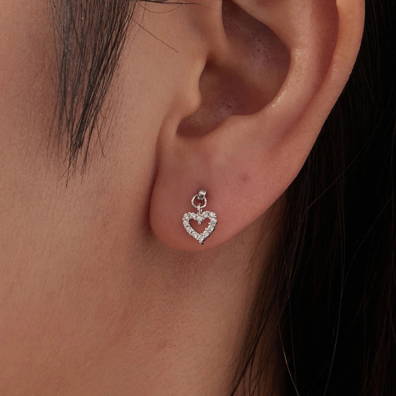Boucles d'Oreilles Puces Traversantes Cœur en Argent 925