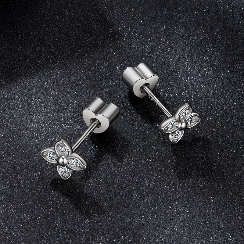 Boucles d'Oreilles Puces Trèfle Moissanite en Argent 925 avec Certificat