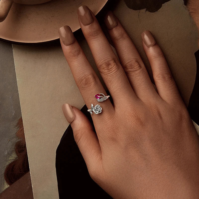 Bague Main Squelette et Rose en Argent 925