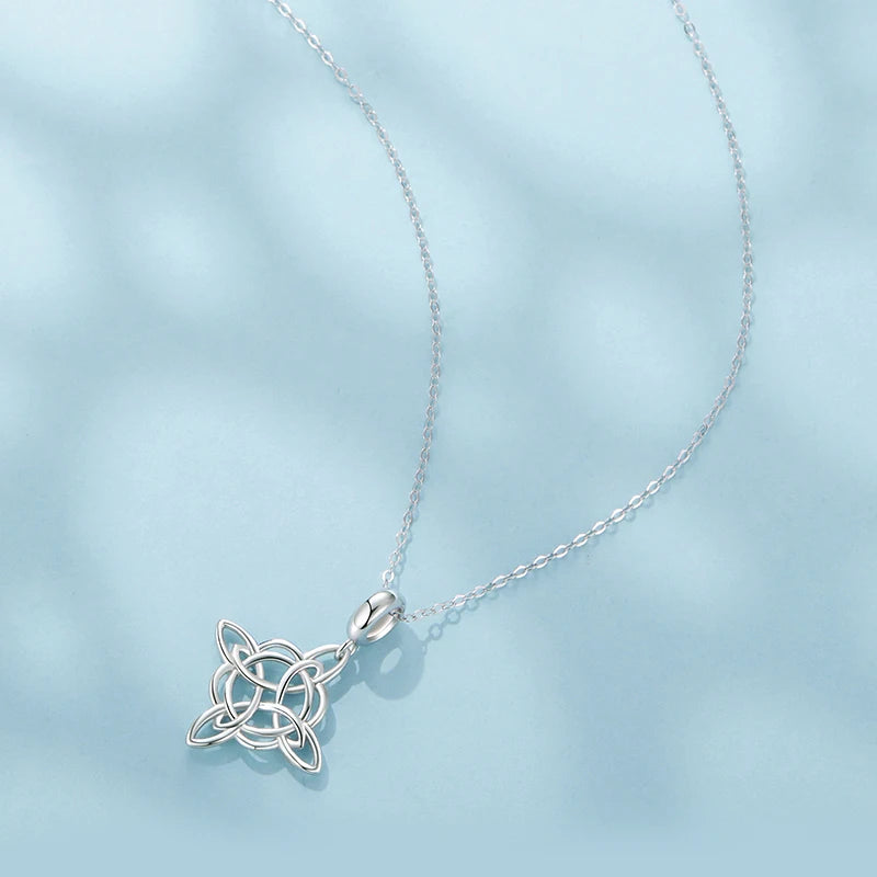 Collier Pendentif Nœud Celtique en Argent 925