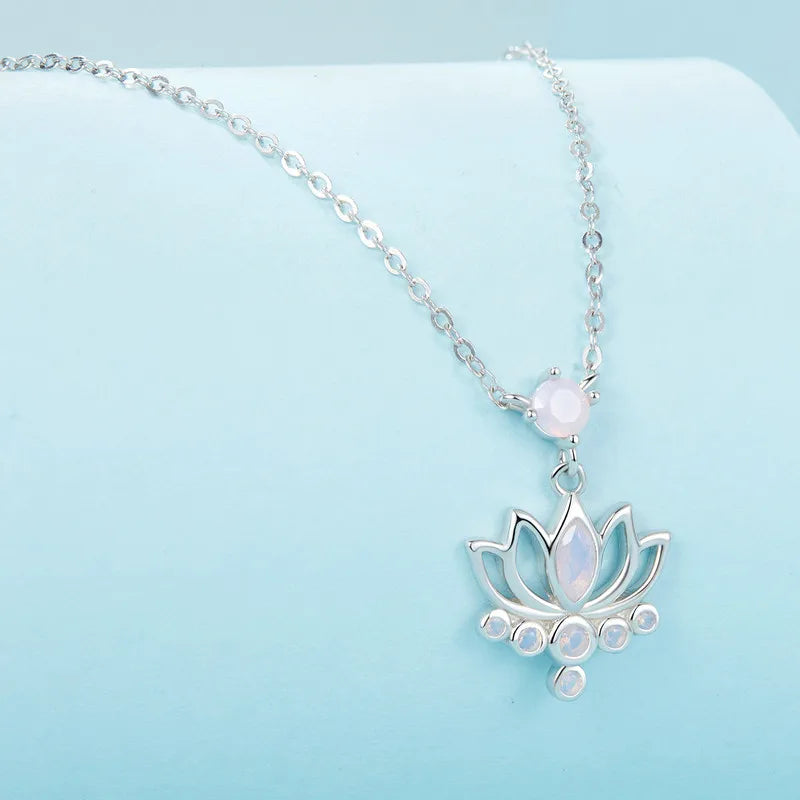 Collier Pendentif Fleur de Lotus en Argent 925