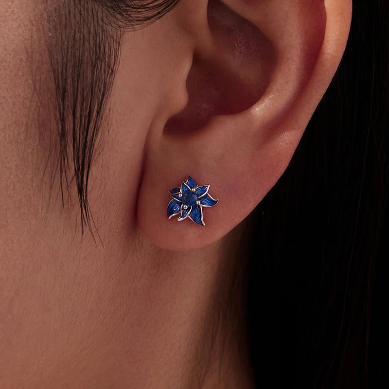 Boucles d'Oreilles Puces Lotus Bleu en Argent 925