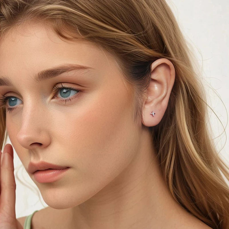 Boucles d'Oreilles Puces Traversantes Étoile en Argent 925