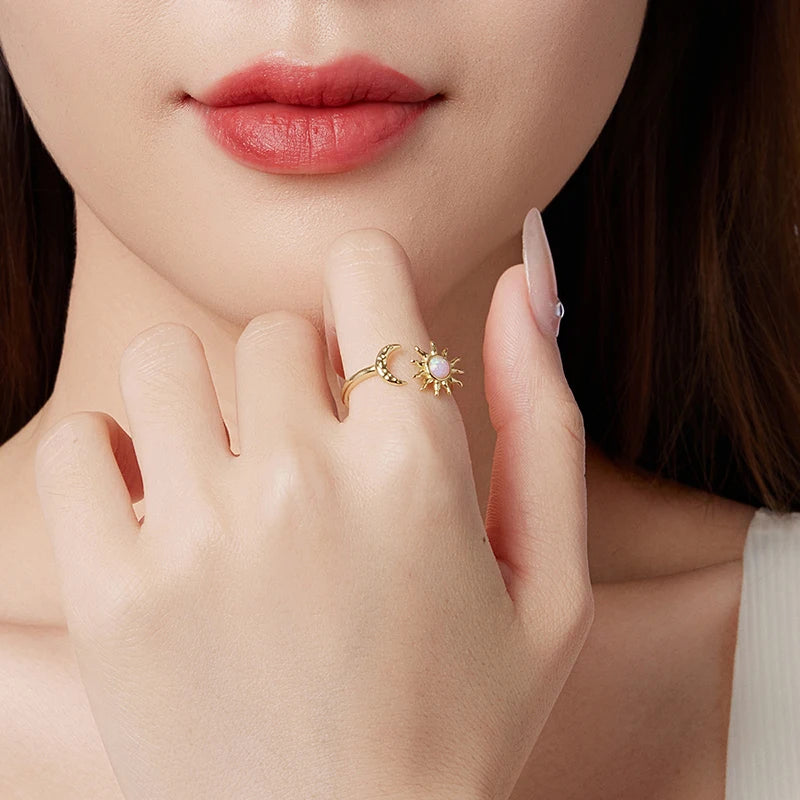 Bague Ajustable Soleil et Lune Opale en Argent 925