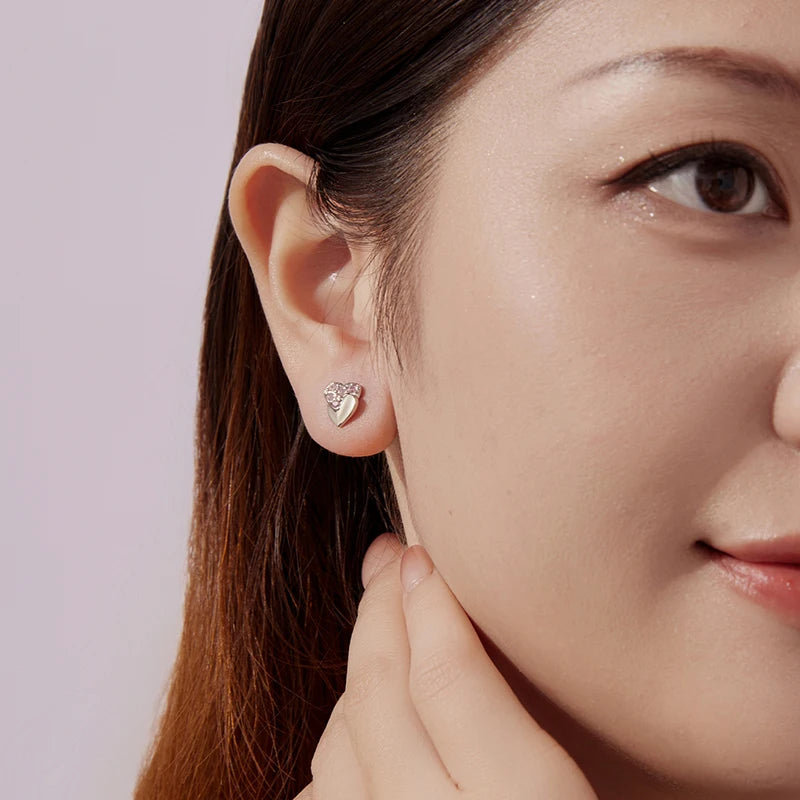 Boucles d'Oreilles Puces Cœur en Argent 925
