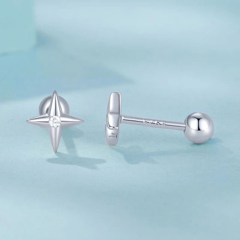 Boucles d'Oreilles Puces Traversantes Étoile en Argent 925