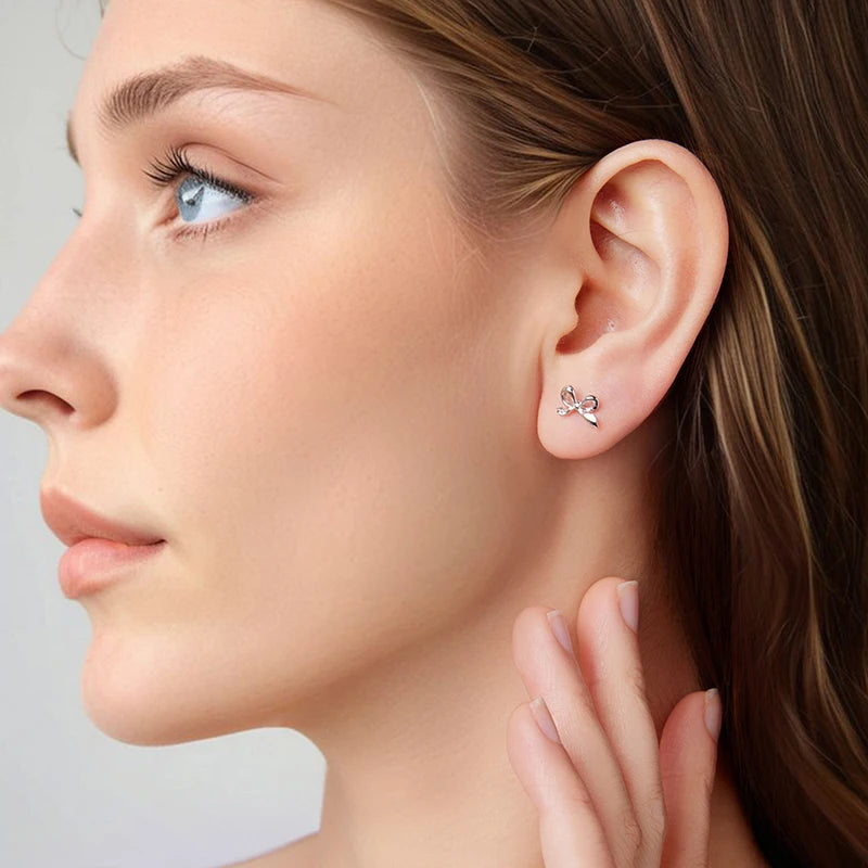 Boucles d'Oreilles Puces Nœud en Argent 925