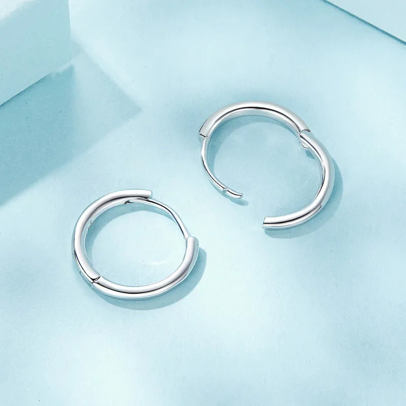 Créoles Minimalistes en Argent 925