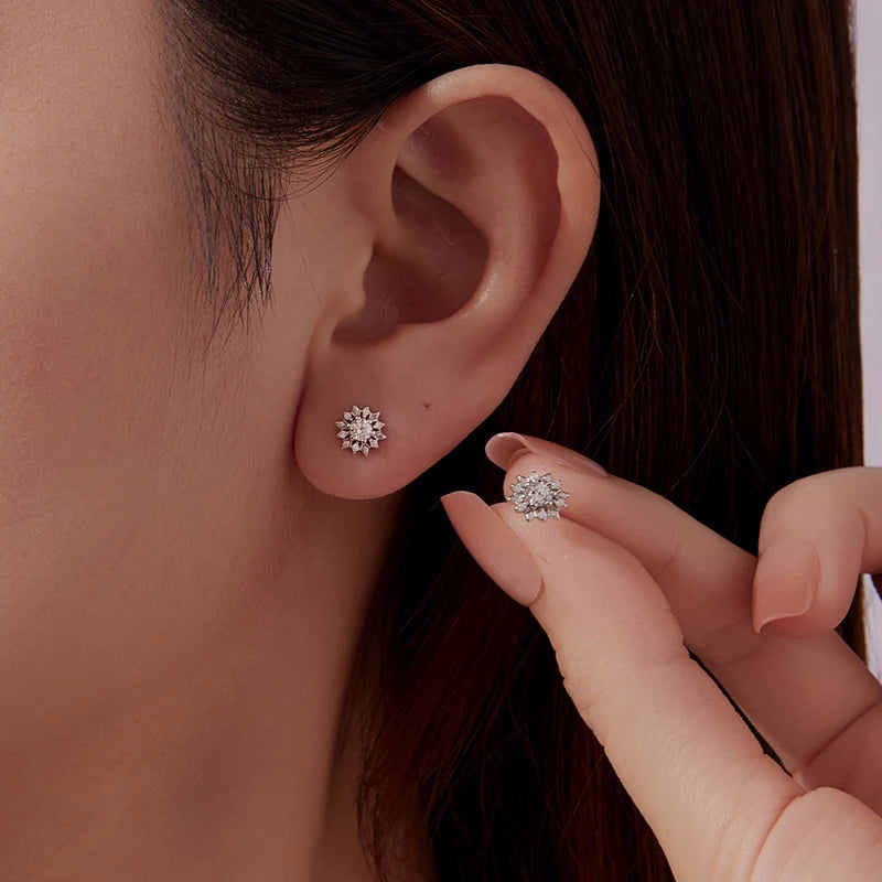 Boucles d'Oreilles Puces Fleur de Givre en Argent 925