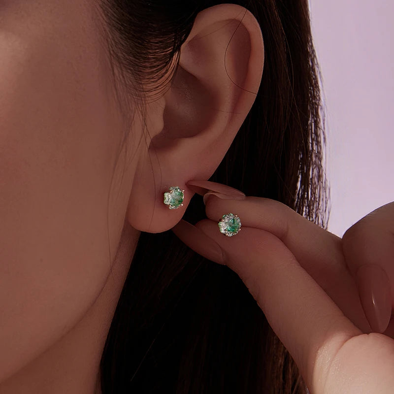 Boucles d'Oreilles Puces Trèfle Vert Scintillant en Argent 925