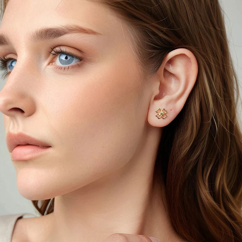 Boucles d'Oreilles Puces Trèfle en Argent 925