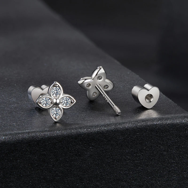 Boucles d'Oreilles Puces Trèfle Moissanite en Argent 925 avec Certificat