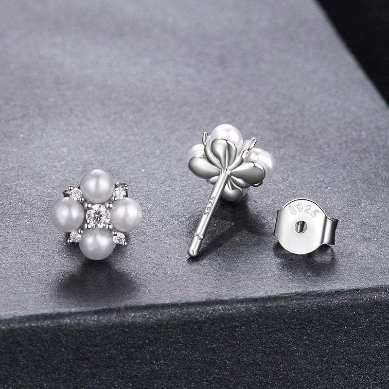 Boucles d'Oreilles Puces Trèfle Moissanite en Argent 925 avec Certificat
