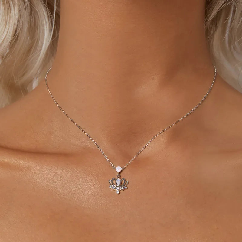 Collier Pendentif Fleur de Lotus en Argent 925